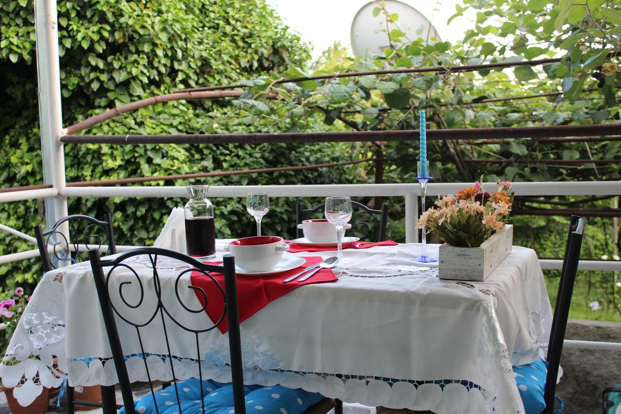La Deka Guesthouse 라고데키 외부 사진
