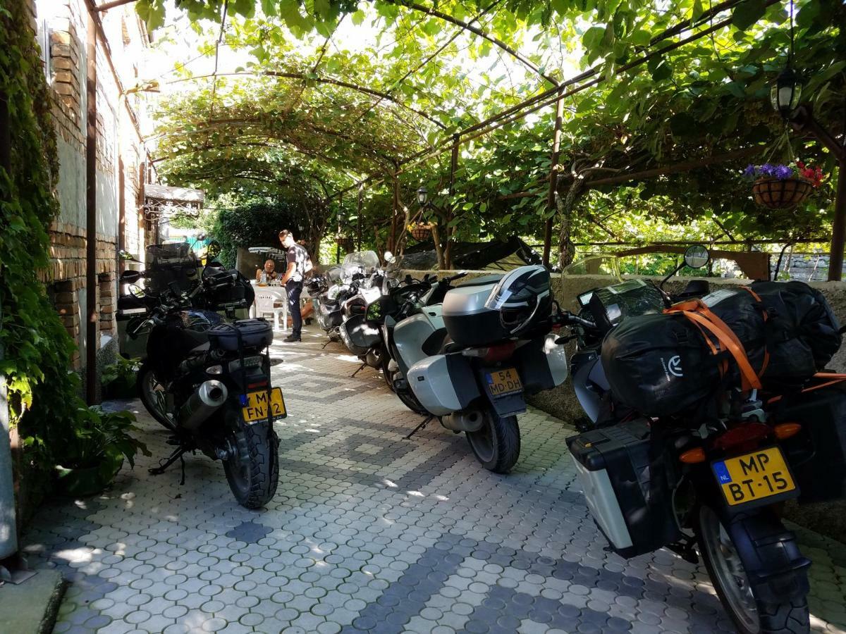 La Deka Guesthouse 라고데키 외부 사진